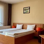 Veronika Hotel